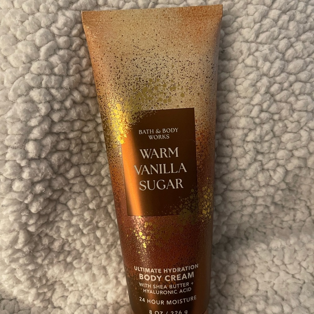Bath & Body Works Warm Vanilla Sugar Hydrating Body Cream